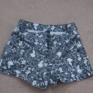 Disney High Waist Gray and White Shorts